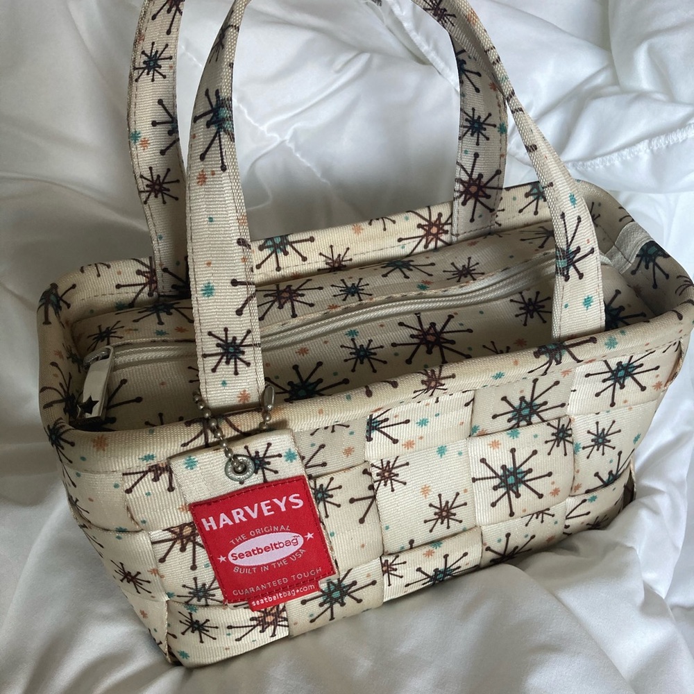 Harveys Retro Atomic Starburst cream boxy